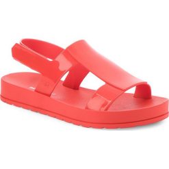 Sandały ZAXY - Ever Sandal Fem 17368 Red 90062 AA285041 02064. Czerwone klapki damskie Zaxy, bez wzorów, z tworzywa sztucznego, bez obcasa. W wyprzedaży za 129,00 zł.