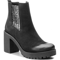 Botki KARINO - 2285/003-F Czarny. Czarne buty zimowe damskie marki Karino, z nubiku. W wyprzedaży za 239,00 zł.