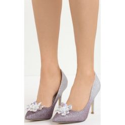 Fioletowe Szpilki Ice Crystal. Fioletowe szpilki Born2be, bez wzorów, ze szpiczastym noskiem, na wysokim obcasie, na szpilce, bez zapięcia. Za 69,99 zł.