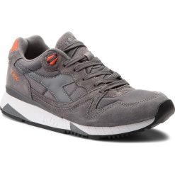 Sneakersy DIADORA - V7000 Nyl II 501.170939 01 C6279 Steel Gray/Vermillion Ora. Szare sneakersy męskie Diadora, bez zapięcia. W wyprzedaży za 259,00 zł.