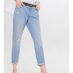 Jeansy boyfriend - Niebieski. Niebieskie jeansy damskie Mohito. Za 139,99 zł.