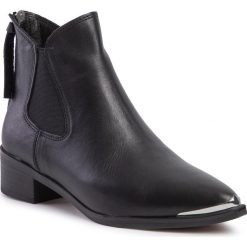 Sztyblety INUOVO - 163001 Black. Czarne kozaki damskie Inuovo, ze skóry, bez obcasa, bez zapięcia. W wyprzedaży za 339,00 zł.