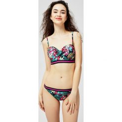 Góra od bikini. Stroje kąpielowe damskie Moodo, xs, bez wzorów. Za 14,99 zł.