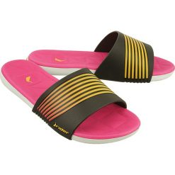 RIDER 82207 RESORT FEM 23444 white/black/pink, klapki damskie. Różowe klapki damskie Rider, bez wzorów, bez obcasa. Za 89,90 zł.