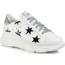 Sneakersy STOKTON - 352-D-SS20-UP Vitello Bianco/Glitter Argento. Białe półbuty damskie Stokton, ze skóry. W wyprzedaży za 489,00 zł.