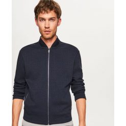 Bluza ze strukturalnej dzianiny - Granatowy. Białe bluzy męskie marki Reserved, l. W wyprzedaży za 99,99 zł.