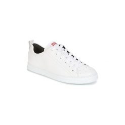 Buty Camper RUNNER 4. Białe trampki męskie Camper, bez wzorów, bez zapięcia. Za 423,20 zł.