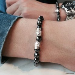 Bransoletka męska Silver Swag. Szare bransoletki męskie marki Pakamera, z kryształem, złote. Za 190,00 zł.