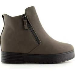 Botki na ukrytym koturnie szare SJ657 Dark Grey. Szare botki damskie ButyModne, na zimę, ze skóry ekologicznej, sportowe, bez obcasa, na koturnie, na zamek. W wyprzedaży za 89,00 zł.