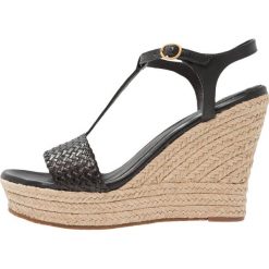 Rzymianki damskie: UGG FITCHIE Sandały na obcasie black