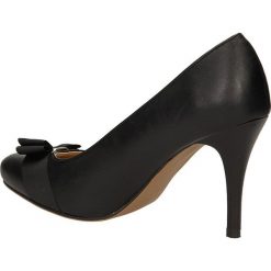 CZÓŁENKA SERGIO LEONE 916. Czarne buty ślubne damskie Casu, na koturnie. Za 64,99 zł.