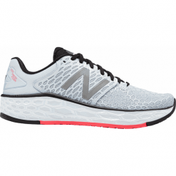 New Balance Fresh Foam Vongo v3 - WVNGOIP3. Pomarańczowe buty sportowe damskie New Balance, bez wzorów, tenisowe. W wyprzedaży za 389,99 zł.