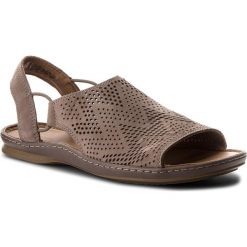 Sandały CLARKS - Sarla Cadence 261322534 Grey Nubuck. Pomarańczowe klapki damskie Clarks, bez wzorów, ze skóry, bez obcasa. W wyprzedaży za 199,00 zł.