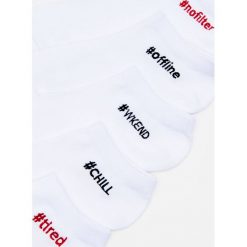 5 pack skarpetek z hasztagiem - Biały. Białe skarpetki damskie marki House, bez wzorów. Za 29,99 zł.