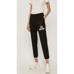 Love Moschino - Spodnie. Czarne spodnie damskie Love Moschino, z elastanu. Za 749,90 zł.