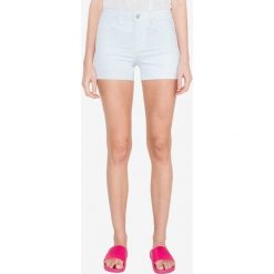 Vero Moda Hot Seven Szorty Biały. Białe szorty damskie Vero Moda, s, bez wzorów, z elastanu. Za 75,95 zł.