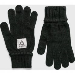 Reebok - Rękawiczki. Czarne rękawiczki męskie Reebok, bez wzorów, z elastanu. W wyprzedaży za 49,90 zł.