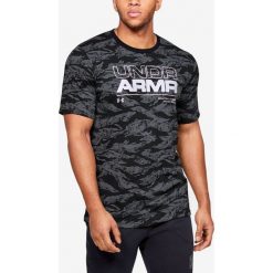 Under Armour Baseline Basketball Koszulka Czarny. Czarne podkoszulki męskie Under Armour, s, bez wzorów, z bawełny, z krótkim rękawem. Za 119,95 zł.