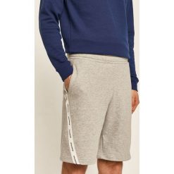Tommy Sport - Szorty. Szare spodenki sportowe męskie Tommy Sport, s, z nadrukiem, z bawełny, sportowe. Za 269,90 zł.