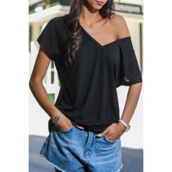 Damski t-shirt FARIN BLACK. Czarne bluzki damskie Damski t-shirt FARIN BLACK, s, bez wzorów, bez kołnierzyka. W wyprzedaży za 39,00 zł.