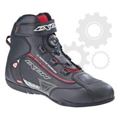 Buty turystyczne SOLDIER IXON kolor czarny/czerwony, rozmiar 46. Czerwone buty sportowe męskie IXON, z gumy, z paskami, do biegania. W wyprzedaży za 439,00 zł.