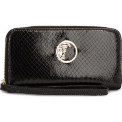 Duży Portfel Damski VERSACE COLLECTION - LPD0343 LVLU L410H Nero. Czarne portfele damskie marki Versace Collection, bez wzorów, ze skóry. W wyprzedaży za 709,00 zł.