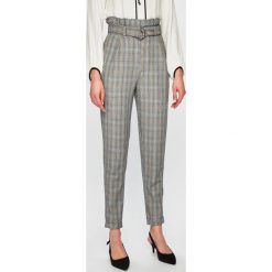 Answear - Spodnie. Szare spodnie damskie ANSWEAR, s, w paski, z elastanu, casualowe. W wyprzedaży za 79,90 zł.