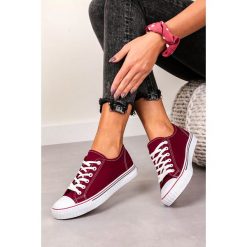 Bordowe trampki sznurowane casu 9939. Czerwone trampki dziewczęce Casu, bez wzorów, z materiału, na sznurówki. Za 28,99 zł.