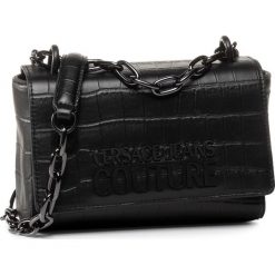 Torebka VERSACE JEANS COUTURE - E1VVBBL4 71411 899. Czarne torebki klasyczne damskie Versace Jeans Couture, bez wzorów, z jeansu, wizytowe, bez dodatków. Za 1219,00 zł.