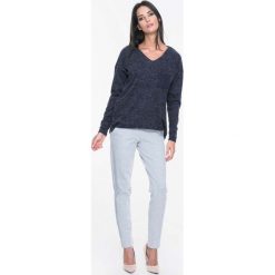 Bluzy damskie: Granatowa Bluza Swetrowa z Kieszonką