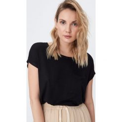 Gładka koszulka oversize - Czarny. Czarne koszulki damskie Sinsay, xl, bez wzorów, bez kołnierzyka, bez rękawów. W wyprzedaży za 15,99 zł.