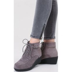 Szare Botki Lucky For You. Szare koturny damskie vices, bez obcasa, na koturnie, na sznurówki. Za 89,99 zł.