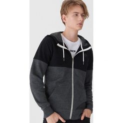 Rozpinana bluza z kapturem - Czarny. Czarne bluzy męskie marki House, s, bez wzorów, z kapturem, bez rękawów, z kapturem. Za 89,99 zł.