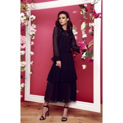 Sukienka w stylu boho midi czarny. Czarne sukienki damskie Lemoniade, na co dzień, s, bez wzorów, z szyfonu, boho, z falbankami, z długim rękawem, długie, midi, proste. W wyprzedaży za 234,00 zł.