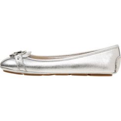 MICHAEL Michael Kors FULTON MOC Baleriny silver. Czarne baleriny damskie marki MICHAEL Michael Kors, z gumy, przed kolano, na wysokim obcasie. Za 509,00 zł.