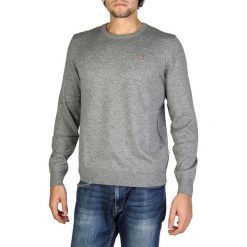 Napapijri sweter męski M szary. Szare swetry męskie Napapijri, m, bez wzorów, z wełny, bez kołnierzyka, bez kaptura. W wyprzedaży za 299,00 zł.