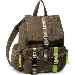 Plecak DESIGUAL - 20SAKA40 4086. Zielone plecaki męskie Desigual, bez wzorów, z materiału, sportowe. W wyprzedaży za 279,00 zł.