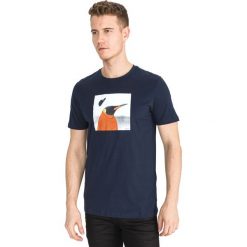Jack & Jones Olle Koszulka Niebieski. Niebieskie podkoszulki męskie Jack & Jones, l, z nadrukiem, z bawełny, z krótkim rękawem. Za 78,95 zł.