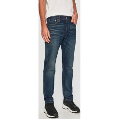 Levi's - Jeansy 502. Niebieskie jeansy męskie Levi's®, s, z aplikacjami. W wyprzedaży za 279,90 zł.