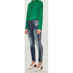 Answear - Jeansy. Niebieskie jeansy damskie ANSWEAR, s, bez wzorów, z elastanu. W wyprzedaży za 99,90 zł.