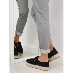 Espadryle damskie czarne BADAJOZ. Czarne espadryle damskie FunKee.pl, bez wzorów, z zamszu, na wysokim obcasie. Za 100,99 zł.