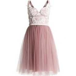Sukienki: Chi Chi London Petite SELINA Sukienka koktajlowa mauve