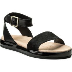 Sandały CLARKS - Botanic Ivy 261319574 Black Combi. Czarne klapki damskie marki Clarks, bez wzorów, ze skóry, bez obcasa. W wyprzedaży za 239,00 zł.