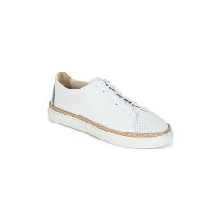 Buty Pare Gabia LARVEGON. Białe trampki i tenisówki damskie marki Pare Gabia, bez wzorów, bez zapięcia. Za 455,20 zł.