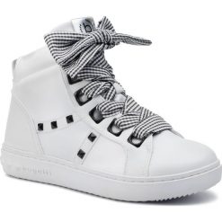 Sneakersy BUGATTI - 432-63630-5969-2010 White/Black. Białe półbuty damskie Bugatti, ze skóry ekologicznej. W wyprzedaży za 239,00 zł.