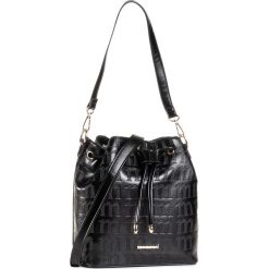 Torebka MONNARI - BAG9190-020 Black. Czarne torebki klasyczne damskie Monnari, bez wzorów, ze skóry ekologicznej, bez dodatków. W wyprzedaży za 179,00 zł.