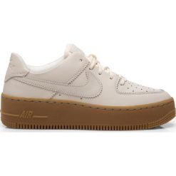 Nike Sneakersy WmnsAirForce1SageLowLX. Sneakersy damskie Nike, ze skóry. Za 263,00 zł.