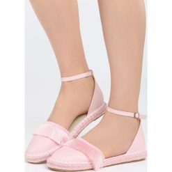 Różowe Espadryle Touching My Heart. Różowe espadryle damskie Born2be, bez wzorów, bez obcasa, na płaskiej podeszwie. Za 59,99 zł.