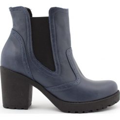 Ocieplane sztyblety na grubym obcasie - skóra naturalna - model 464 - kolor granatowy. Niebieskie botki damskie Zapato, ze skóry, bez obcasa, bez zapięcia. Za 399,00 zł.
