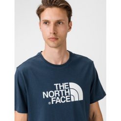 The North Face Easy Koszulka Niebieski. Niebieskie podkoszulki męskie The North Face, xl, z nadrukiem, z bawełny, bez kołnierzyka, z krótkim rękawem, krótkie. Za 135,95 zł.